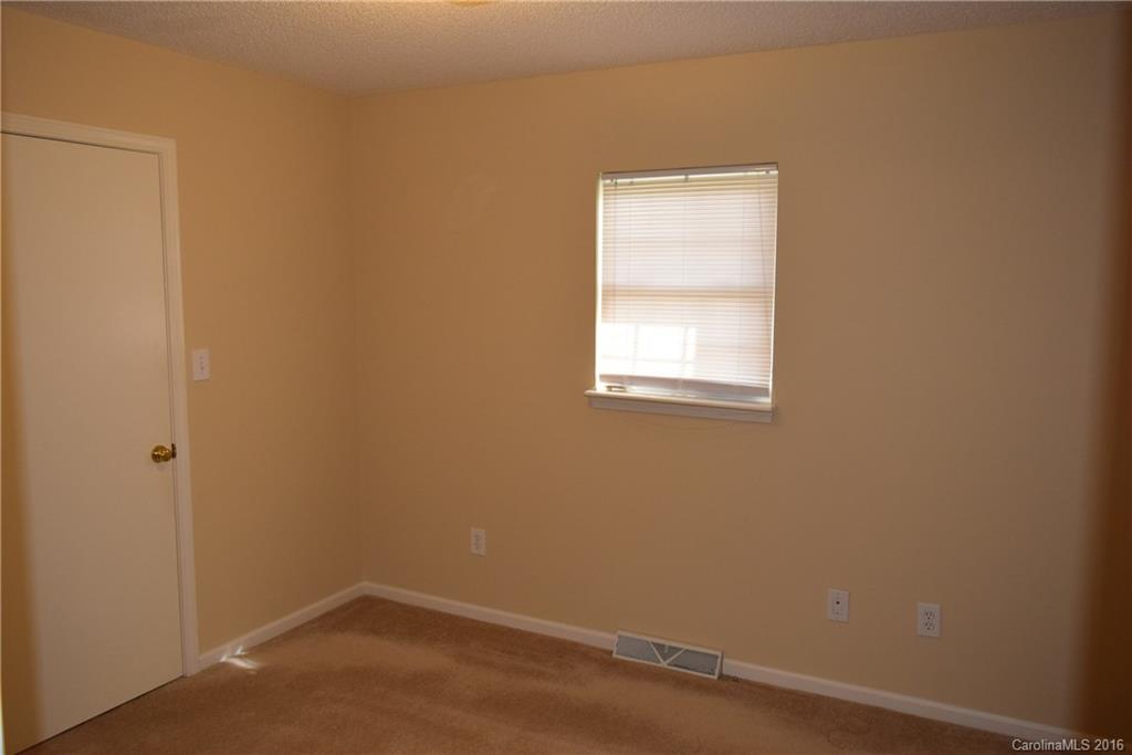 3450 Cloninger Road Dallas, NC 28034 - Photo 16 of 24 Gallery Image 16