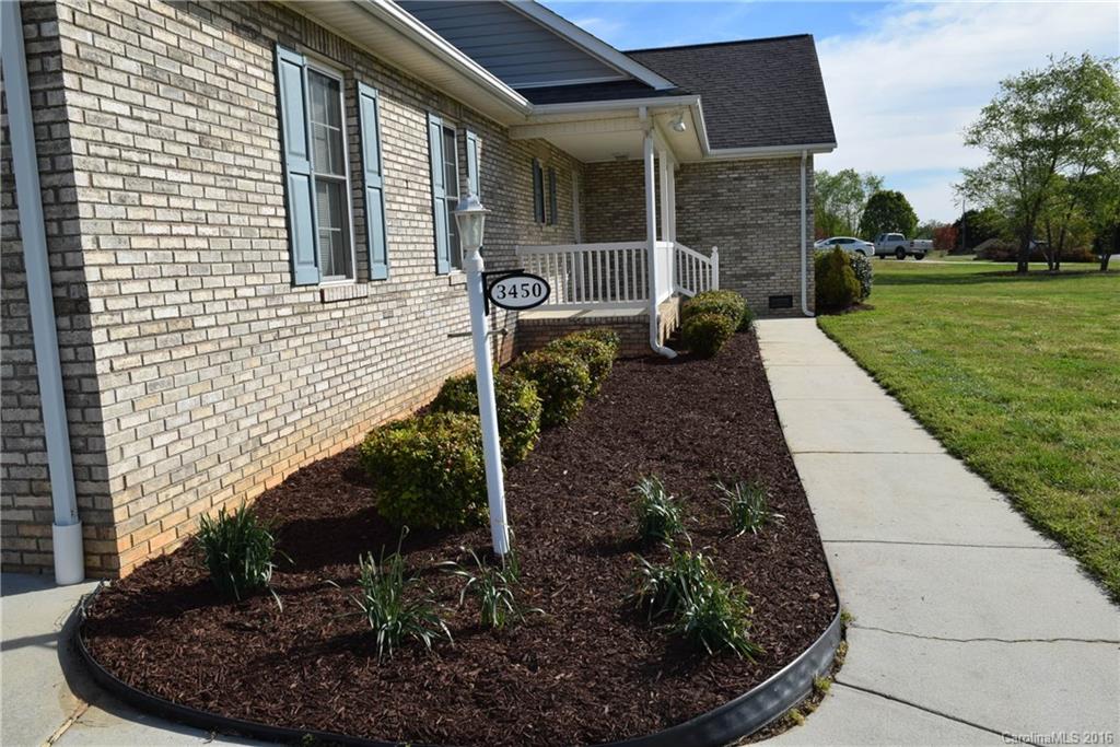 3450 Cloninger Road Dallas, NC 28034 - Photo 4 of 24 Gallery Image 4