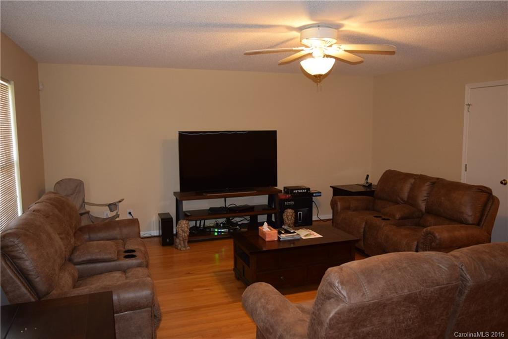 3450 Cloninger Road Dallas, NC 28034 - Photo 10 of 24 Gallery Image 10
