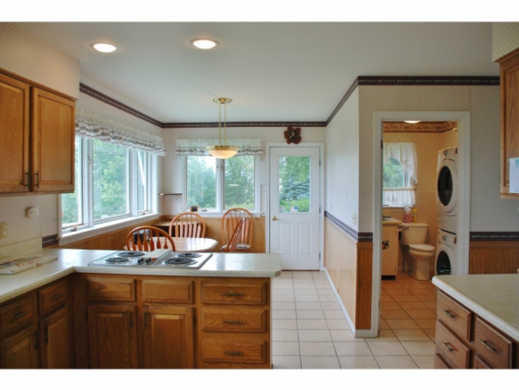 6048 Mt Philo Road Charlotte, VT 05445 - Photo 15 of 36 Gallery Image 15