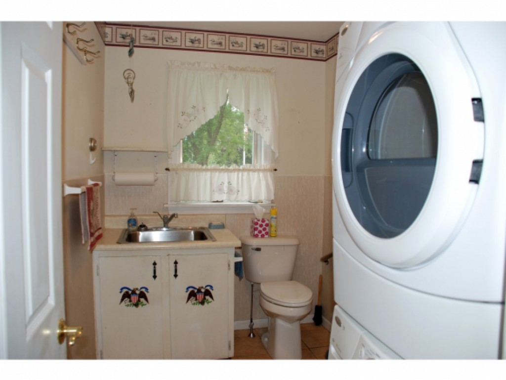 6048 Mt Philo Road Charlotte, VT 05445 - Photo 21 of 36 Gallery Image 21