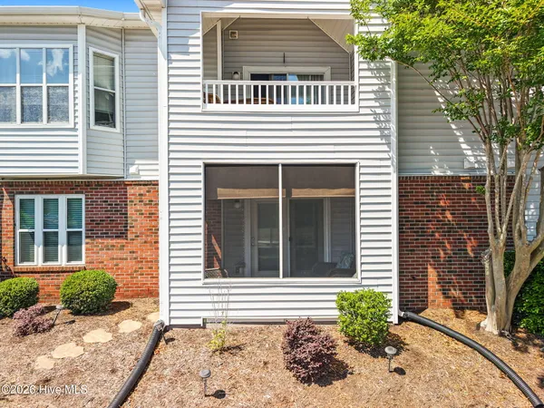$275,000 | 4130 Breezewood Drive, Unit 104, Wilmington, NC 28412