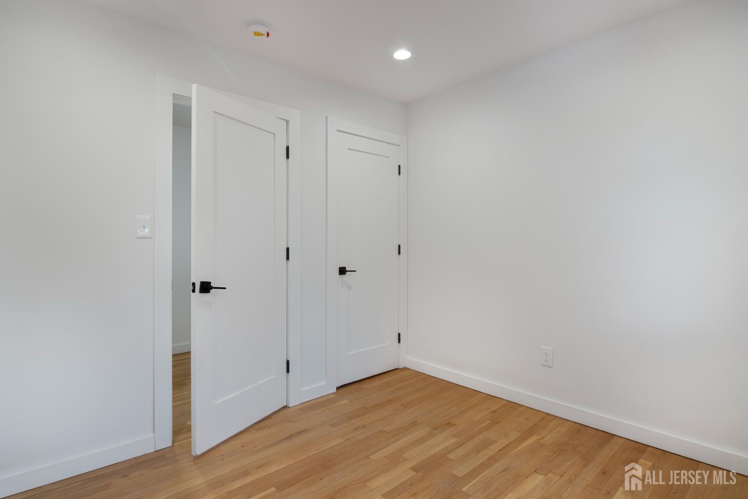 4 Morris Avenue, Unit 2A Edison, NJ 08837 - Photo 19 of 27 a view of an empty room