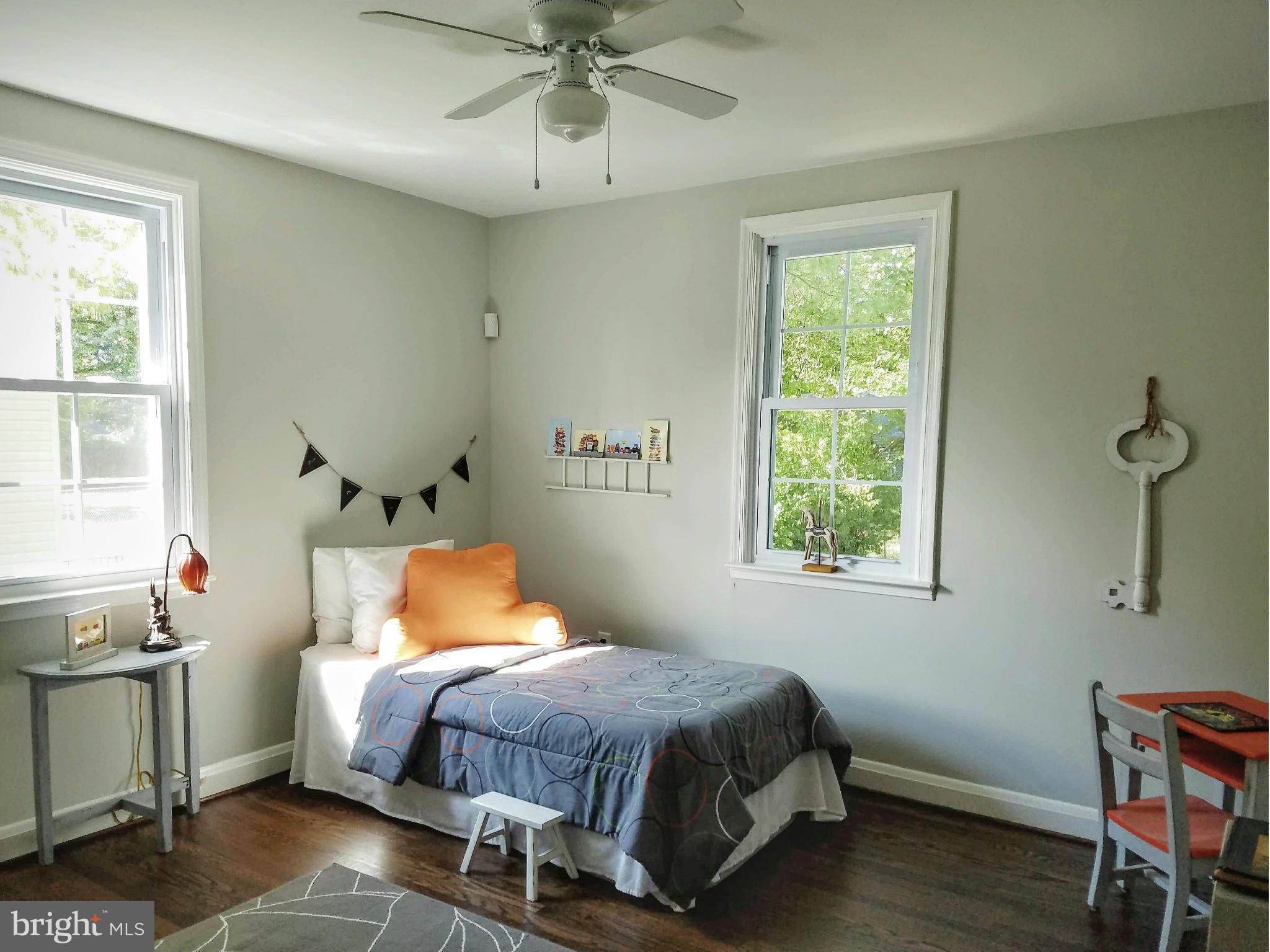 8212 Oakleigh Road Baltimore, MD 21234 - Photo 12 of 30 Spacious 1st Floor Bedroom