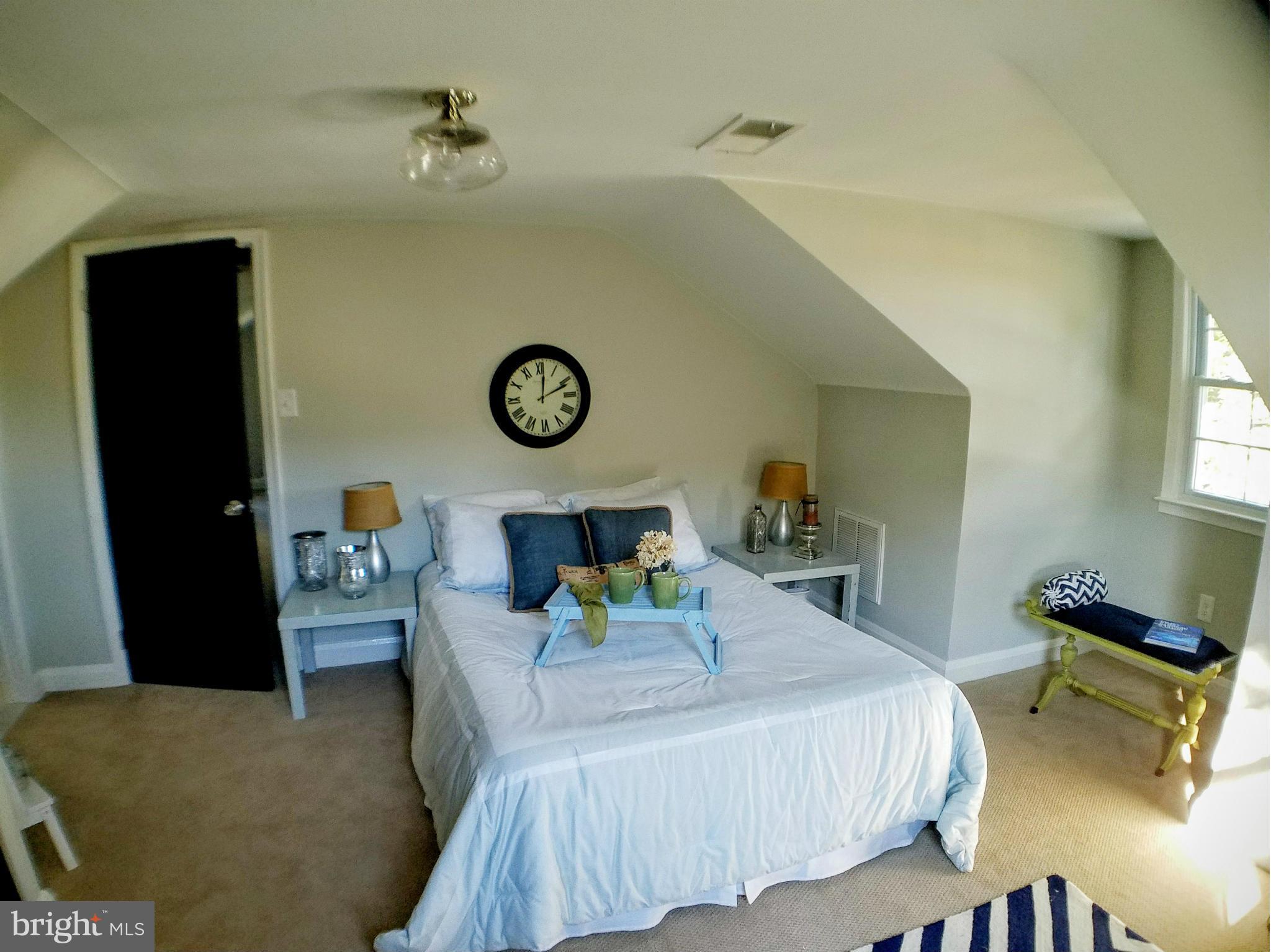 8212 Oakleigh Road Baltimore, MD 21234 - Photo 15 of 30 3rd Bedroom w/ En Suite