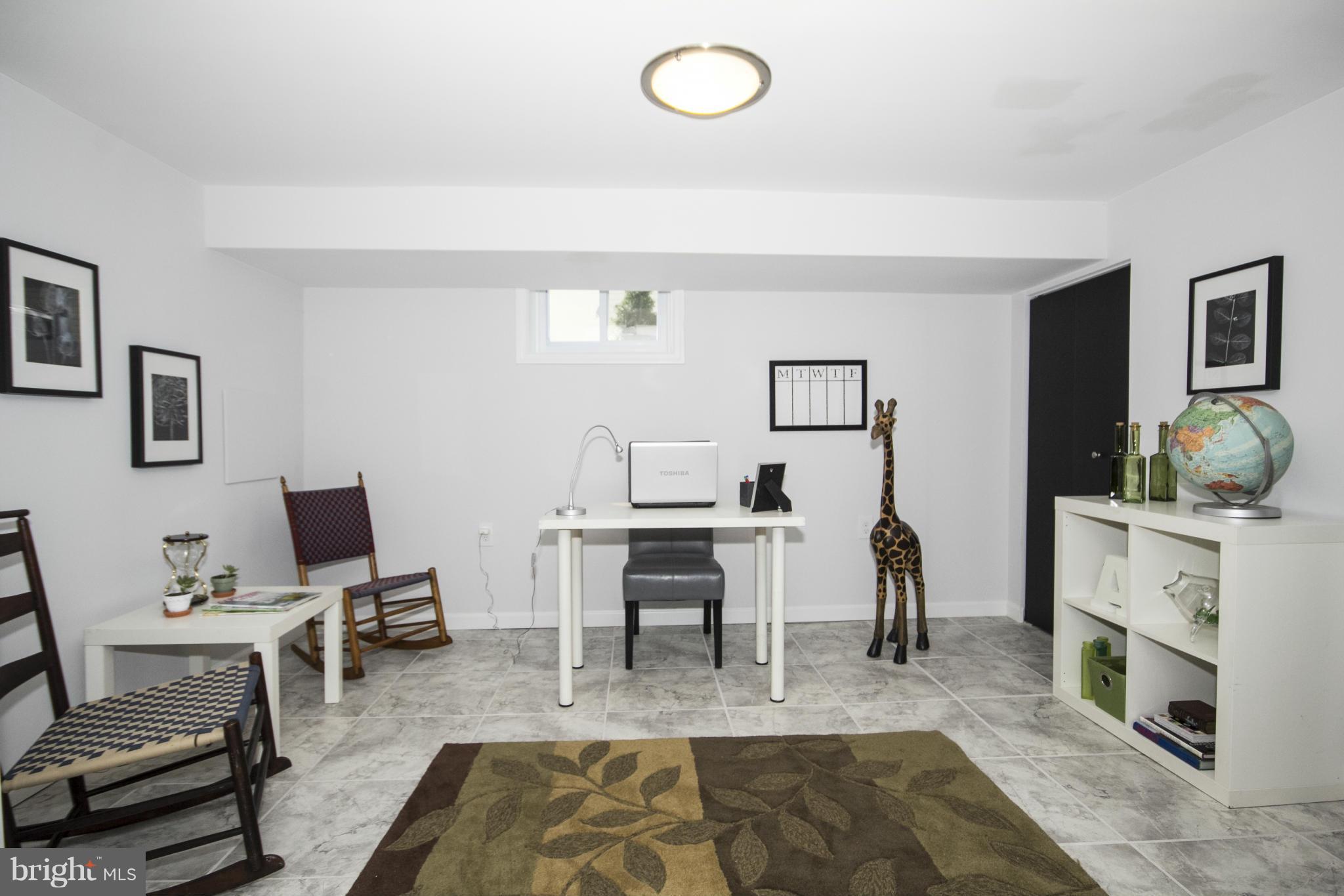 8212 Oakleigh Road Baltimore, MD 21234 - Photo 22 of 30 Office / 5th Bedroom w/ En Suite
