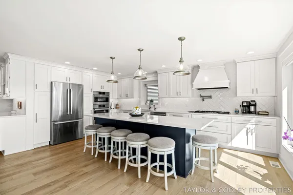 $1,495,000 | 3185 Elmwood Beach Road, Middleville, MI 49333