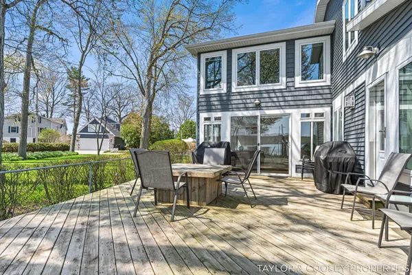 $1,495,000 | 3185 Elmwood Beach Road, Middleville, MI 49333