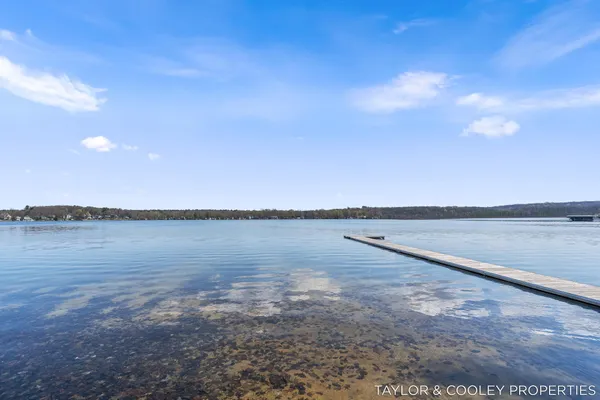 $1,495,000 | 3185 Elmwood Beach Road, Middleville, MI 49333