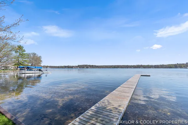 $1,495,000 | 3185 Elmwood Beach Road, Middleville, MI 49333