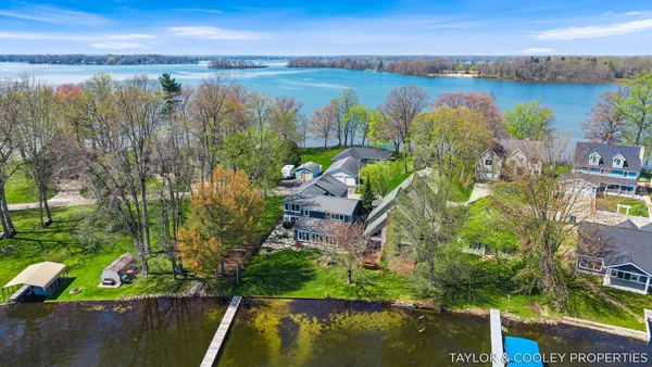 $1,495,000 | 3185 Elmwood Beach Road, Middleville, MI 49333