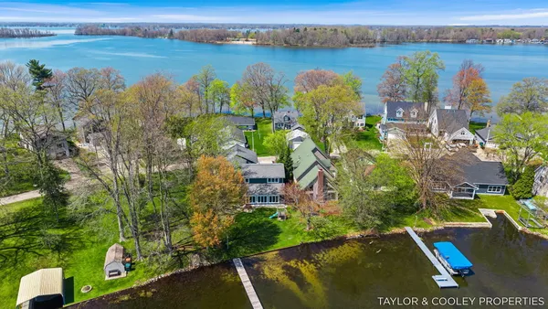 $1,495,000 | 3185 Elmwood Beach Road, Middleville, MI 49333