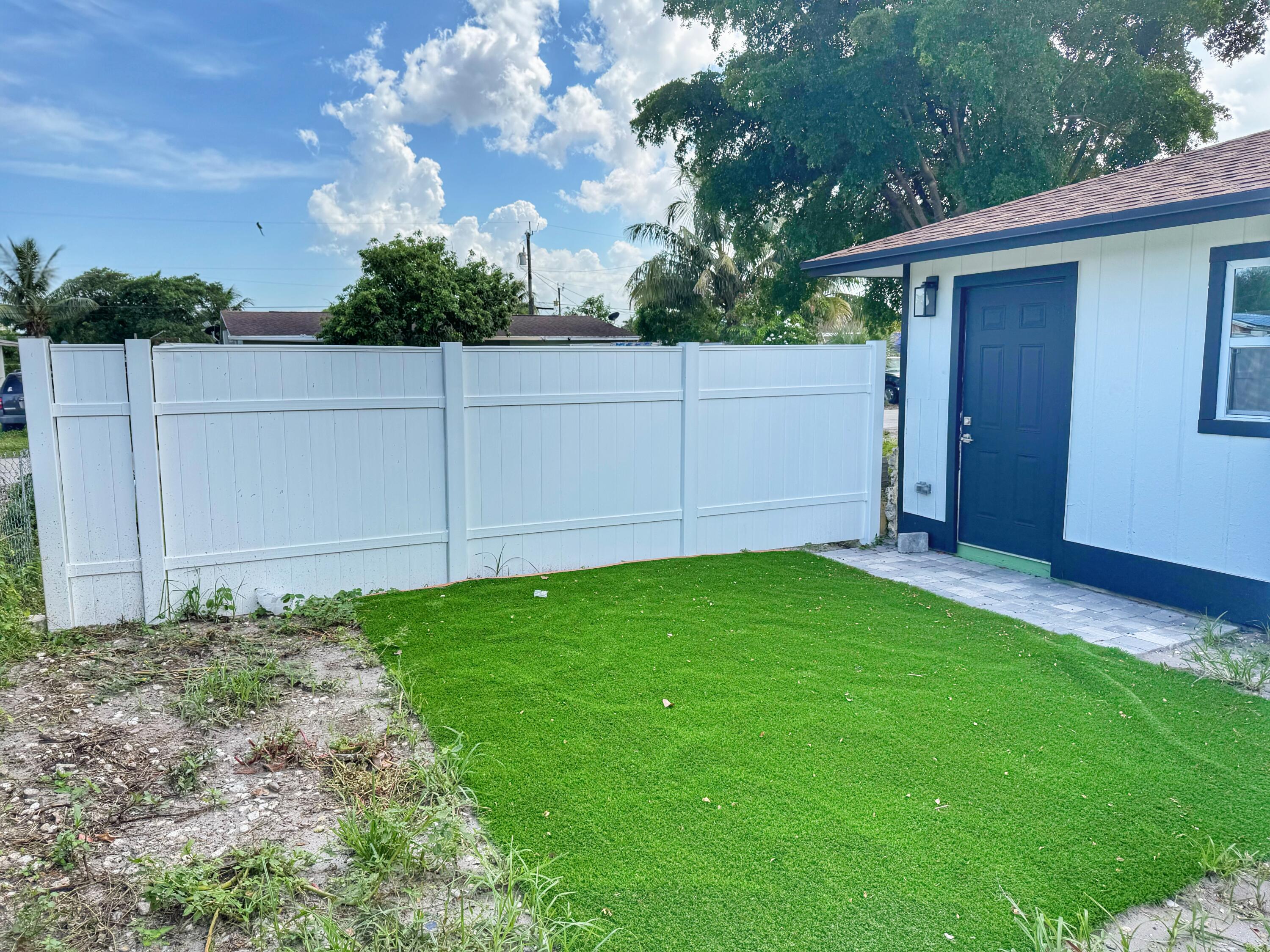 3195 Mc Sherry Drive Lake Worth, FL 33461 - Photo 43 of 49 IMG_8535