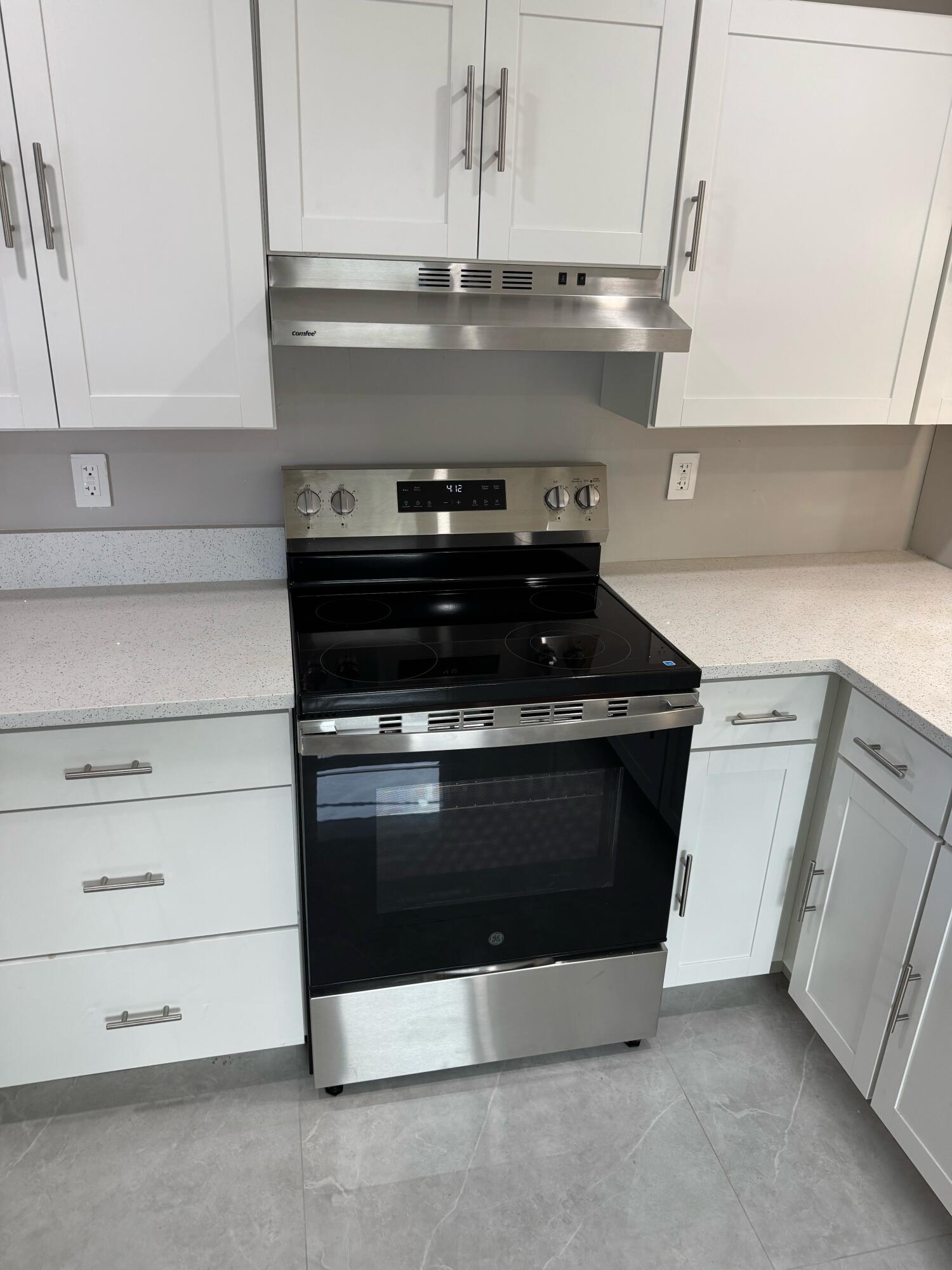 3195 Mc Sherry Drive Lake Worth, FL 33461 - Photo 5 of 49 IMG_8575