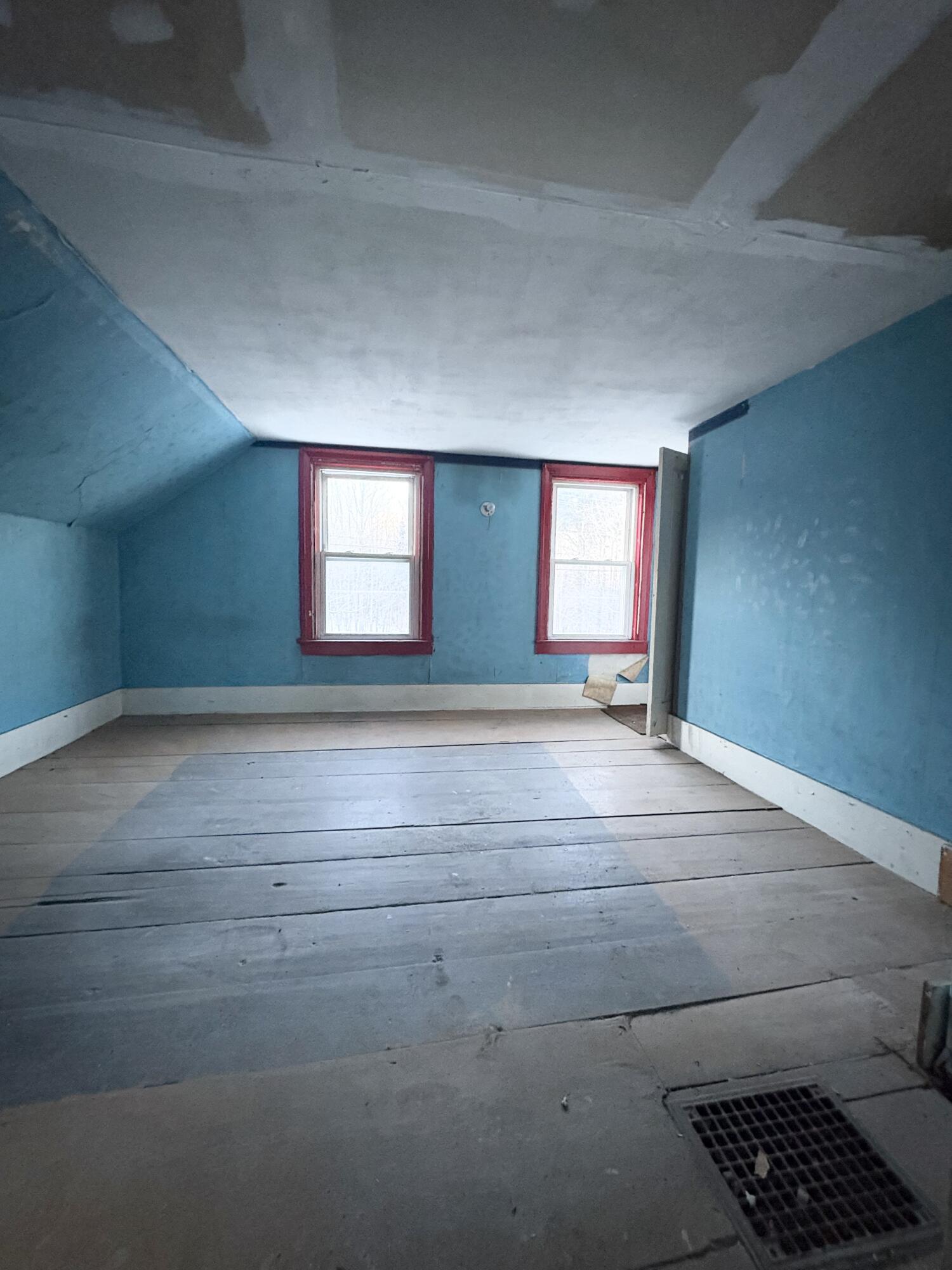 692 Mercer Road Norridgewock, ME 04957 - Photo 19 of 20 IMG_5236