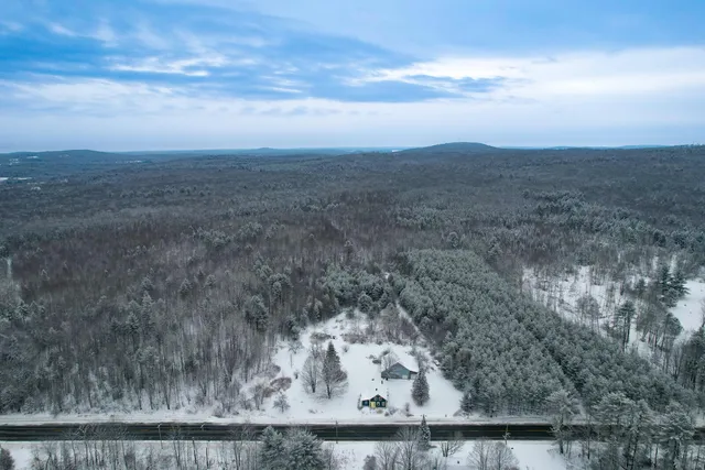 $175,000 | 692 Mercer Road, Norridgewock, ME 04957