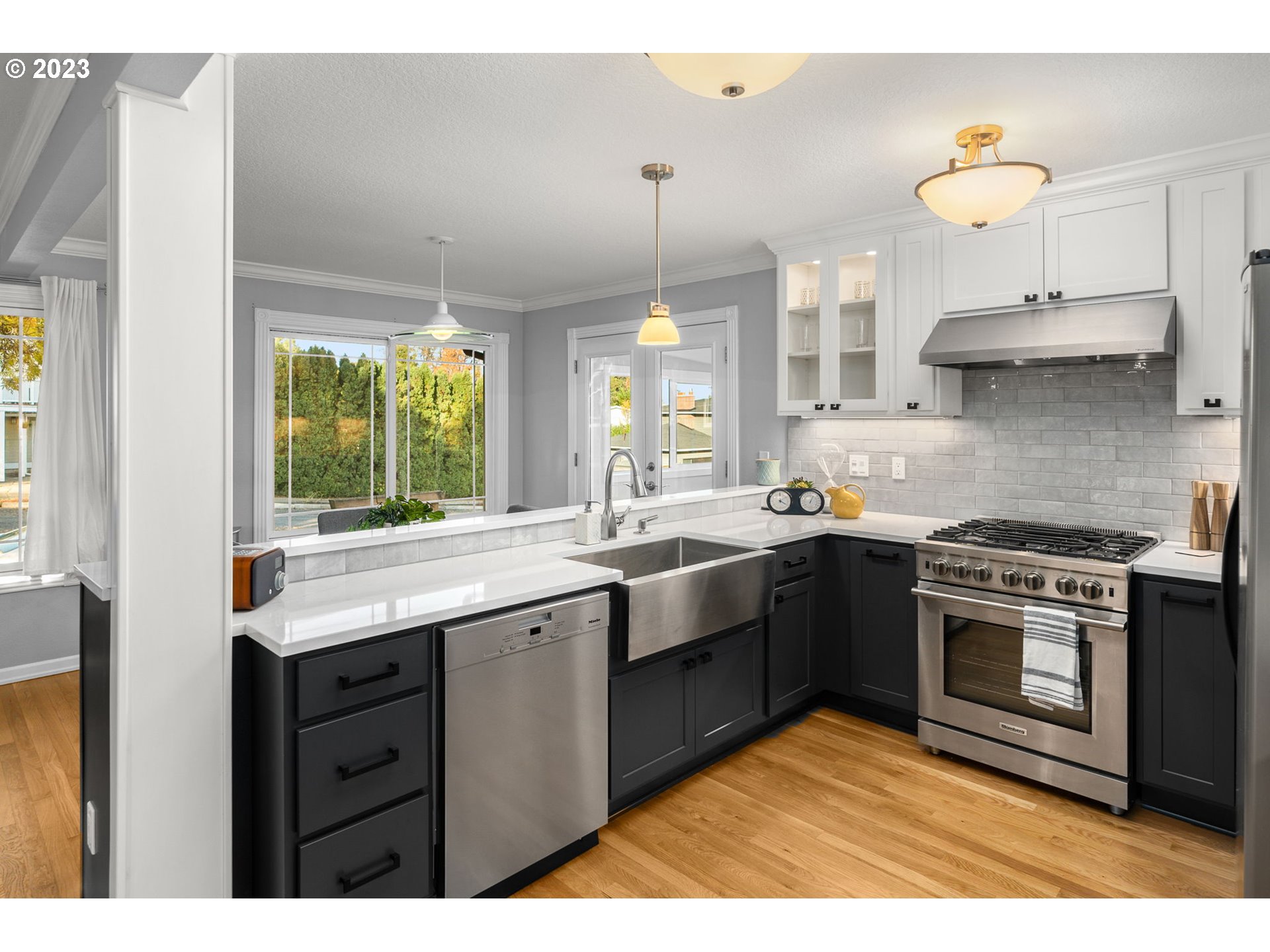 4310 Southwest Condor Avenue Portland, OR 97239 - Photo 11 of 48 Gallery Image 11