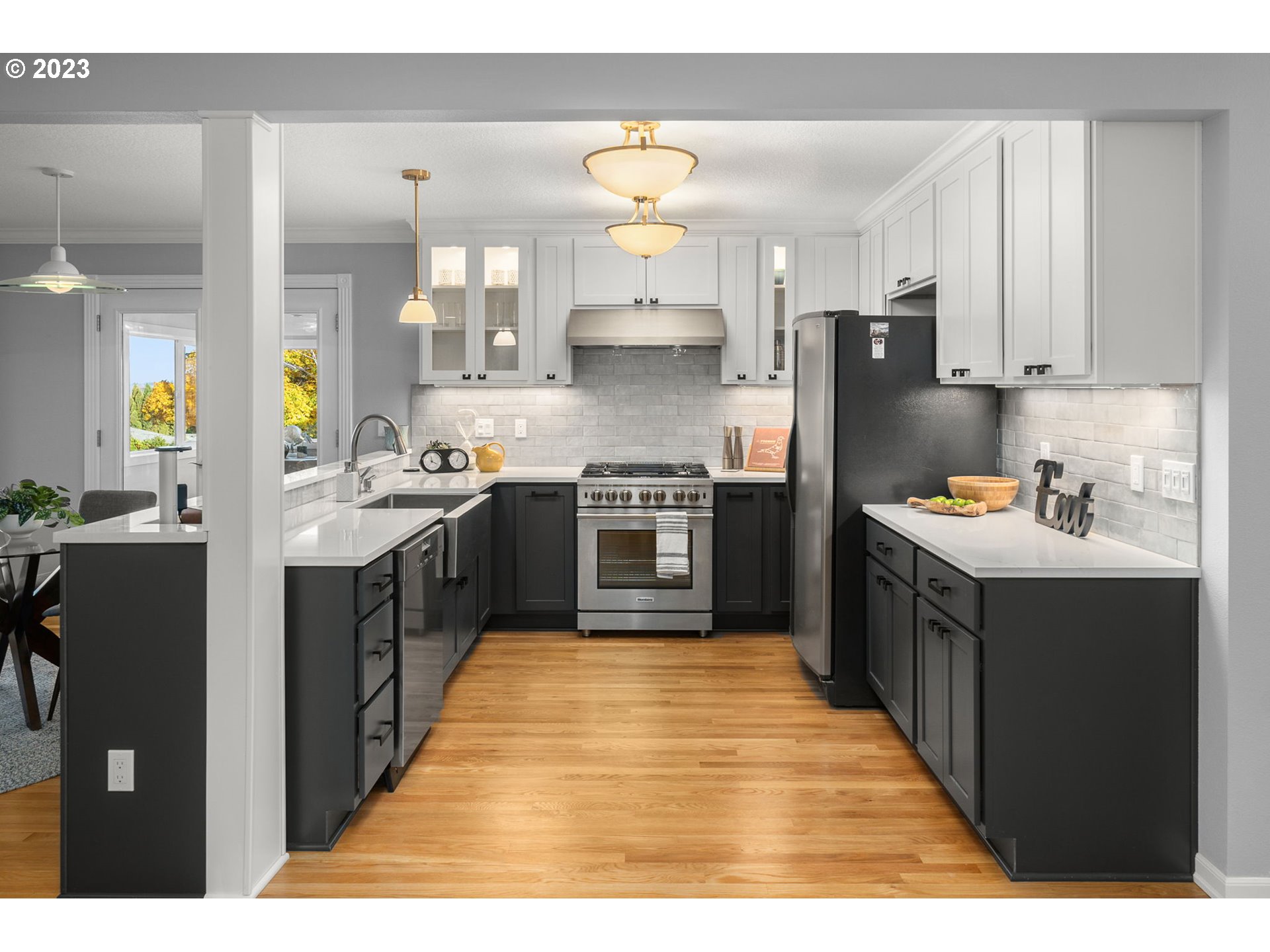 4310 Southwest Condor Avenue Portland, OR 97239 - Photo 10 of 48 Gallery Image 10