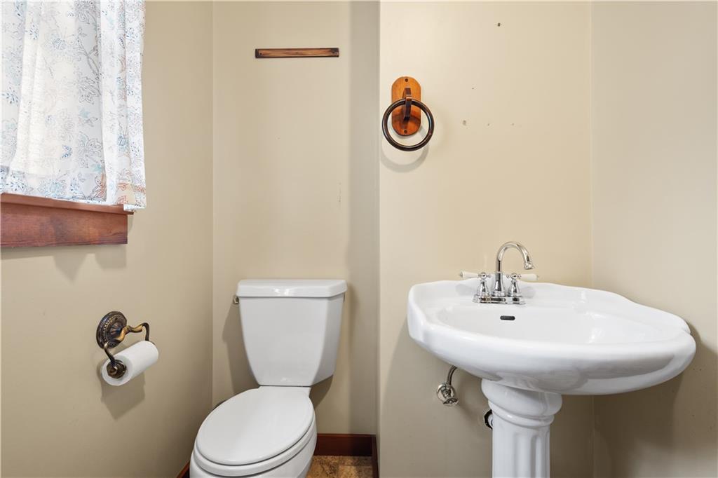 213 Little Mingo Road Finleyville, PA 15332 - Photo 10 of 43 Gallery Image 10