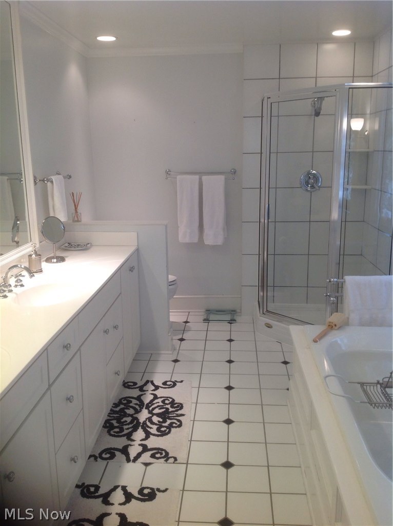 2901 Drummond Road Cleveland, OH 44120 - Photo 13 of 25