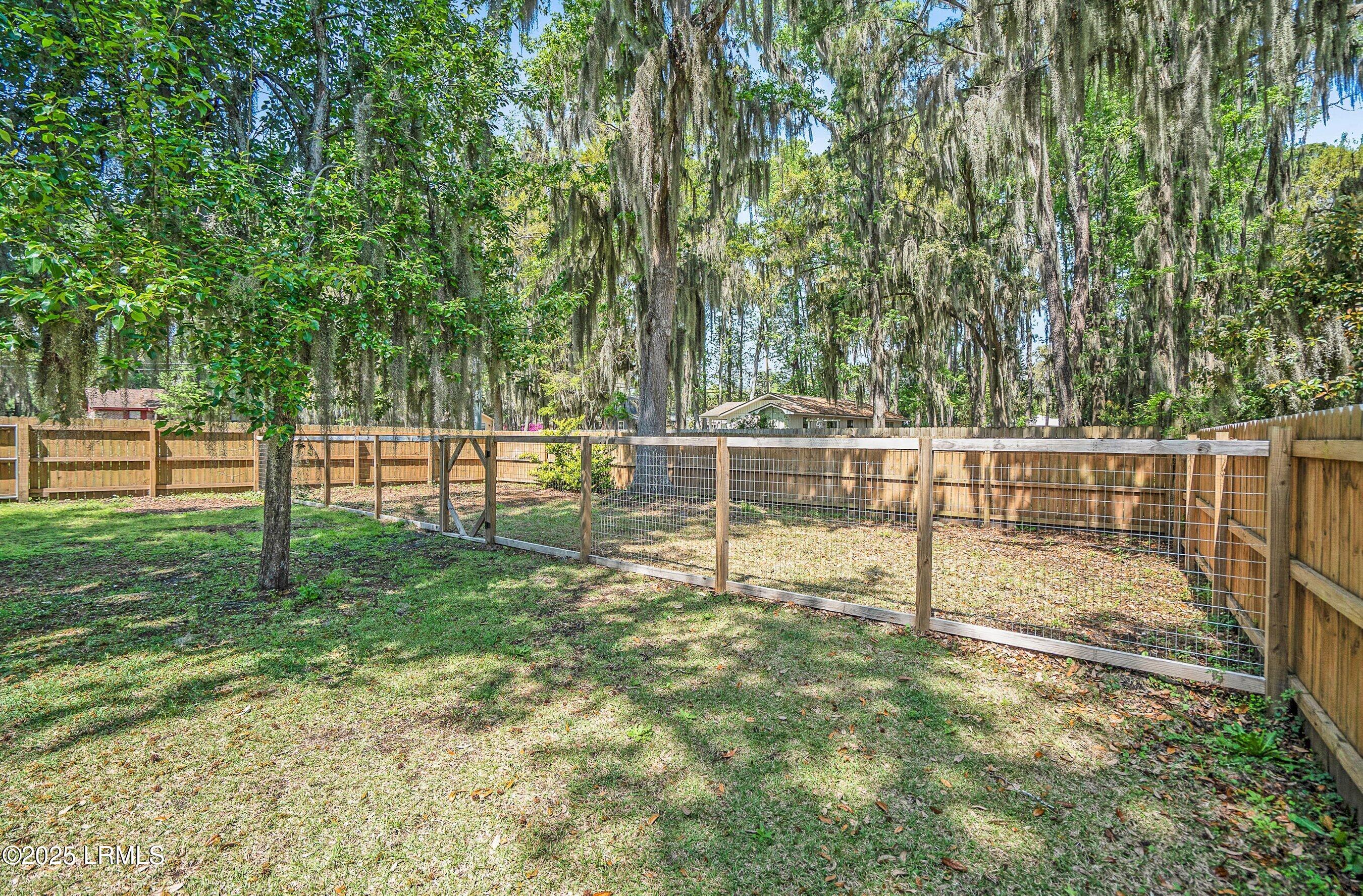 1205 Battery Creek Road Beaufort, SC 29902 - Photo 47 of 68 DSC06624-206.jpg-SMALL