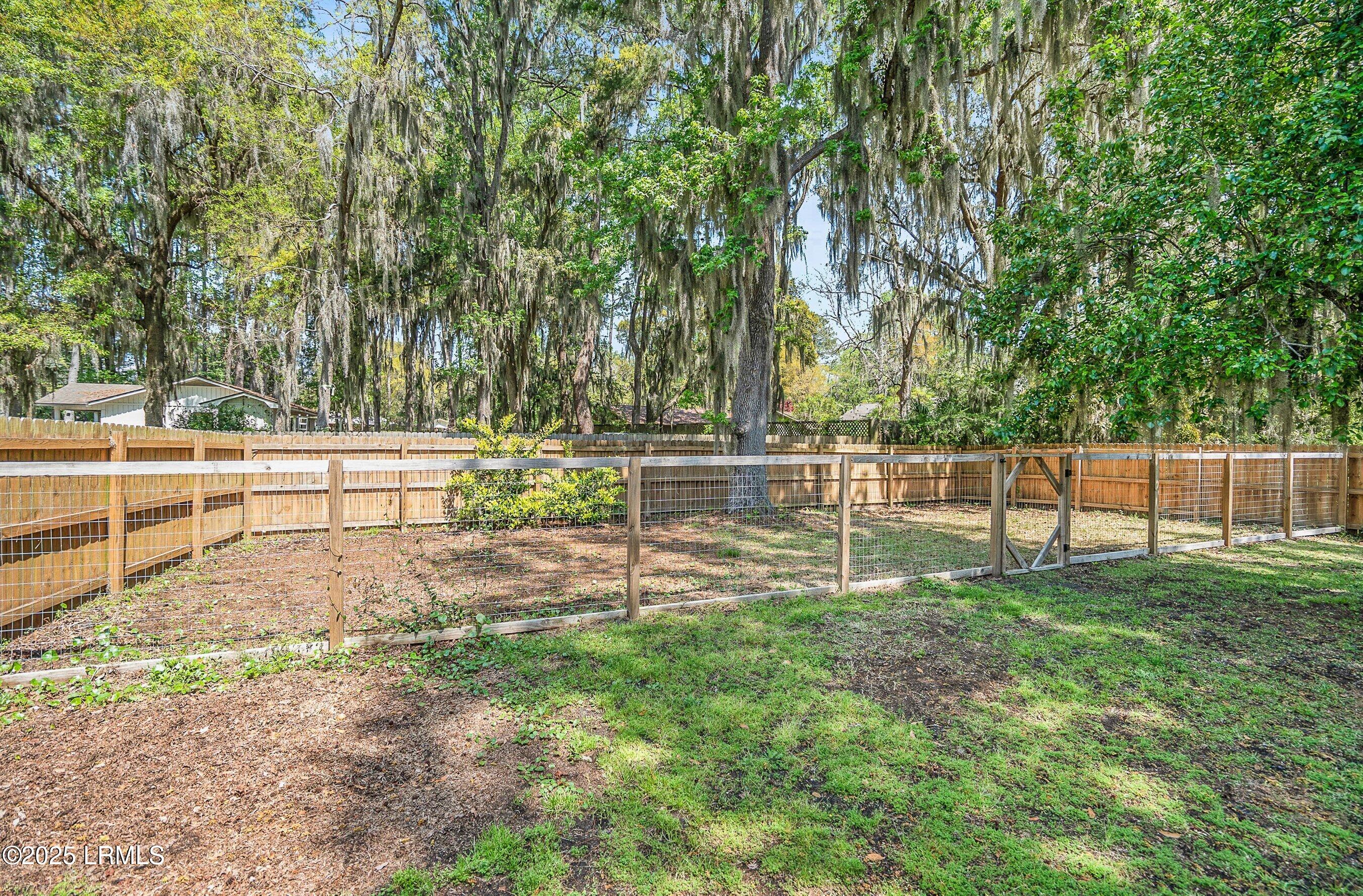 1205 Battery Creek Road Beaufort, SC 29902 - Photo 49 of 68 DSC06634-216.jpg-SMALL