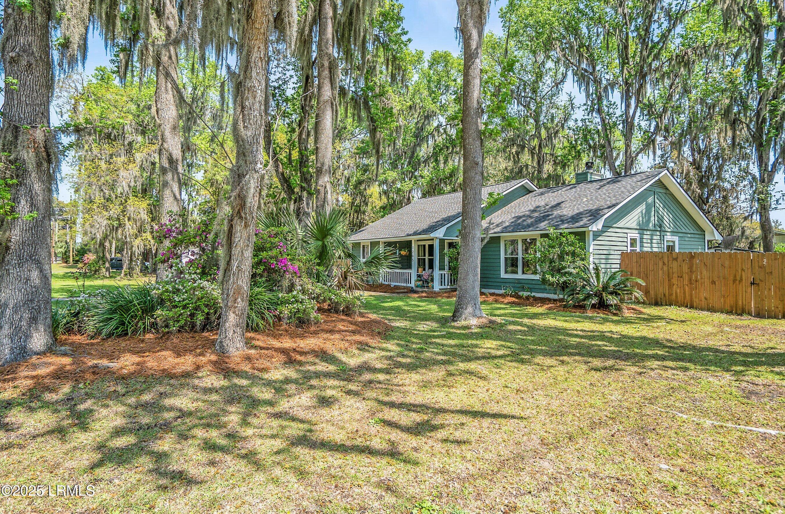 1205 Battery Creek Road Beaufort, SC 29902 - Photo 54 of 68 DSC06684-266.jpg-SMALL