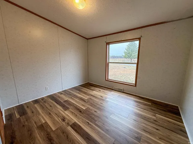 $149,900 | 47 Sunset Drive, Dale, IN 47523