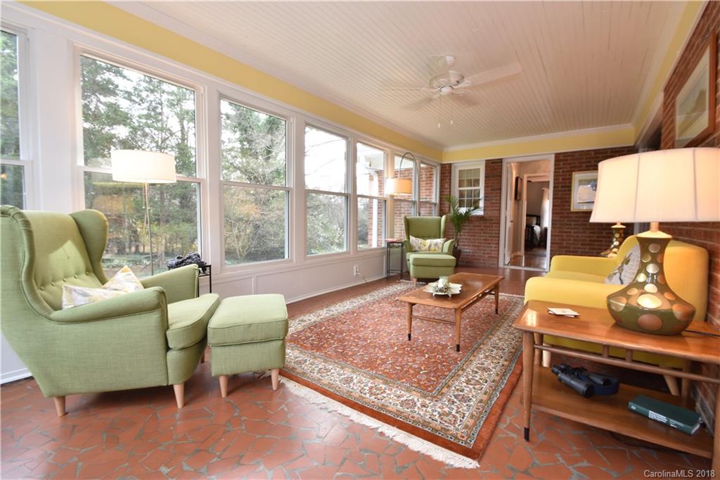 401 Lansdowne Road Charlotte, NC 28270 - Photo 11 of 27 Gallery Image 11