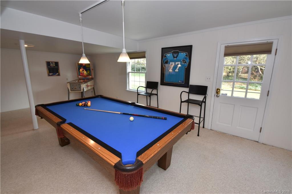 401 Lansdowne Road Charlotte, NC 28270 - Photo 19 of 27 Gallery Image 19