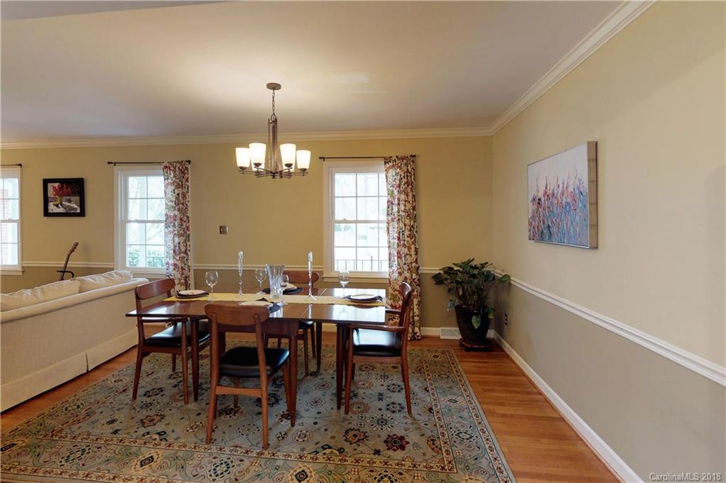 401 Lansdowne Road Charlotte, NC 28270 - Photo 4 of 27 Gallery Image 4