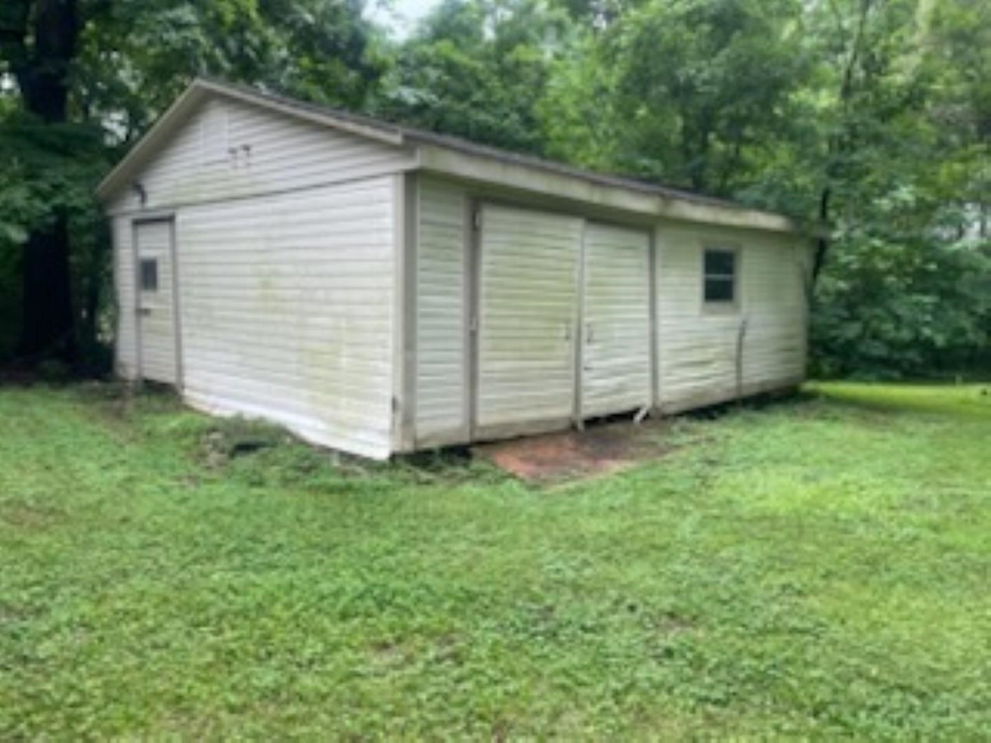 5341 Cessna Road Memphis, TN 38109 - Photo 3 of 7