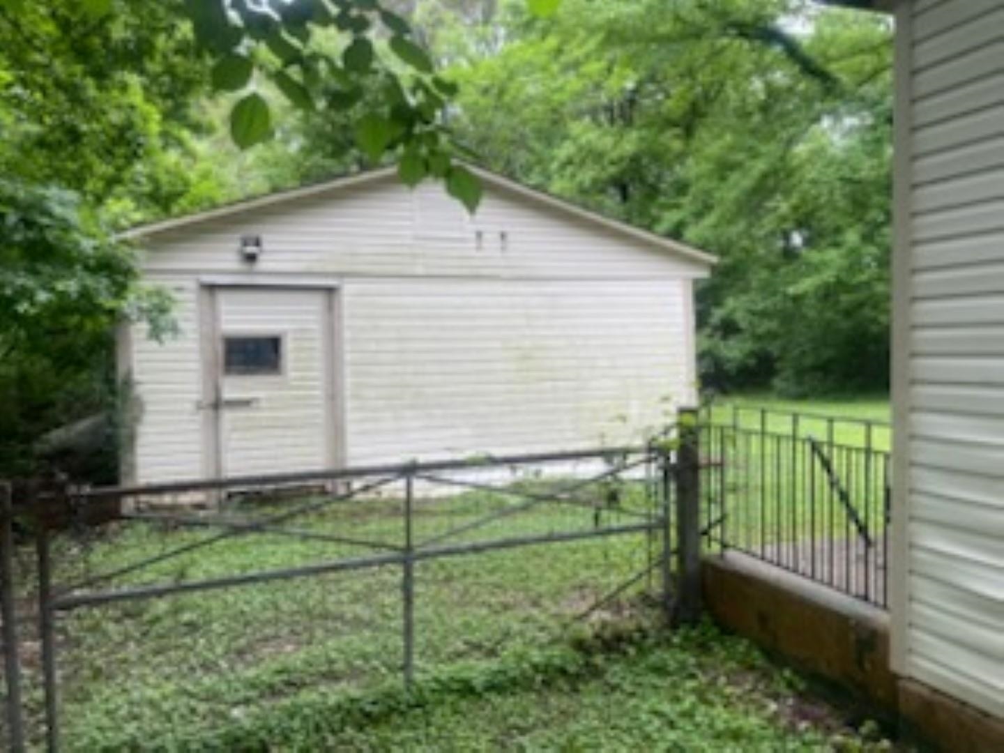 5341 Cessna Road Memphis, TN 38109 - Photo 5 of 7