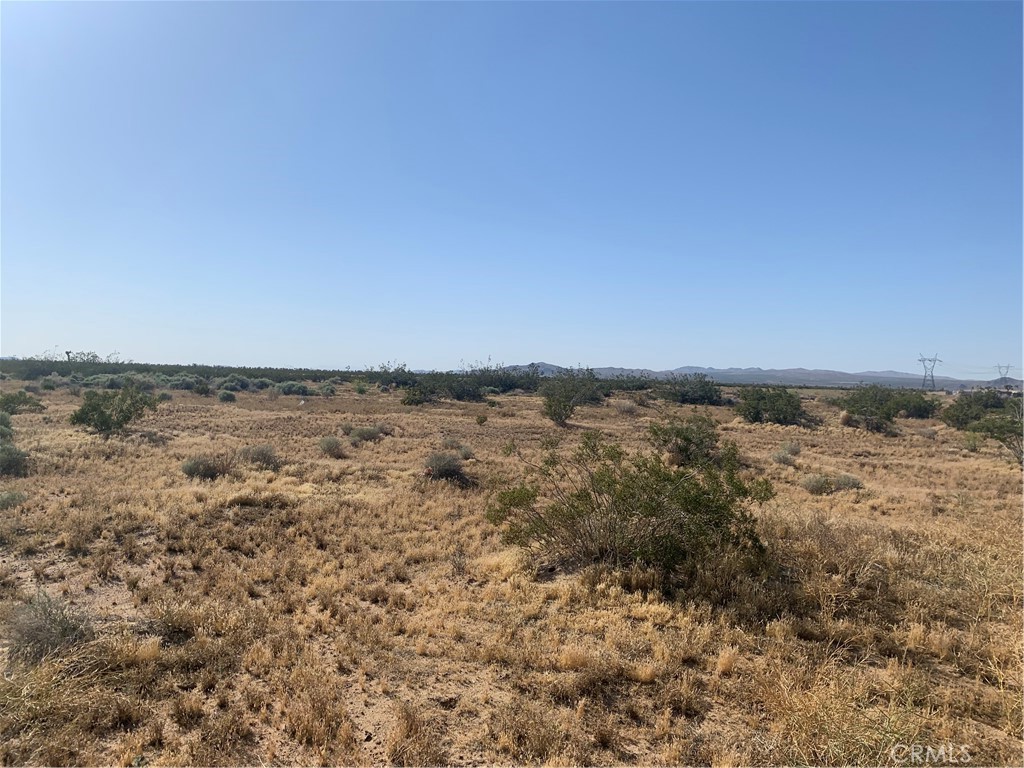 17374 Koala Road Adelanto, CA 92301 - Photo 27 of 33 a view of city and mountain