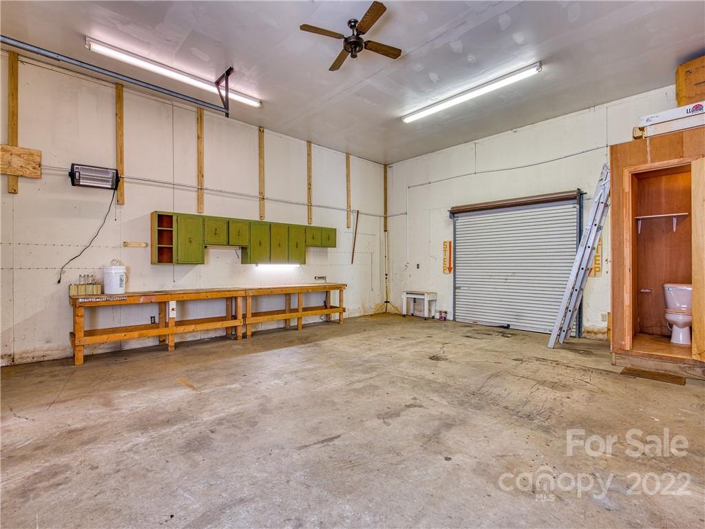 5474 Soco Road Maggie Valley, NC 28751 - Photo 45 of 48 a view of a room with gym equipment