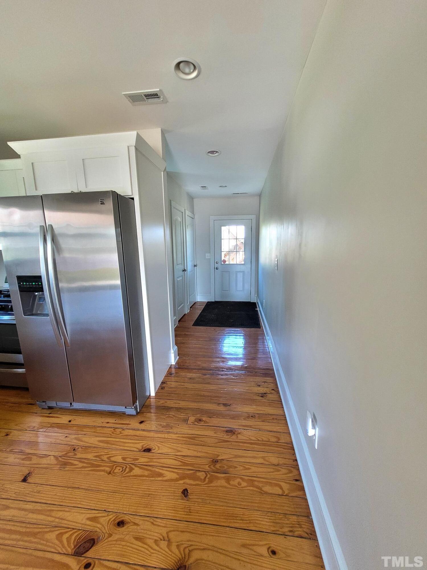 321 Bledsoe Avenue Raleigh, NC 27601 - Photo 25 of 32 Photo #25