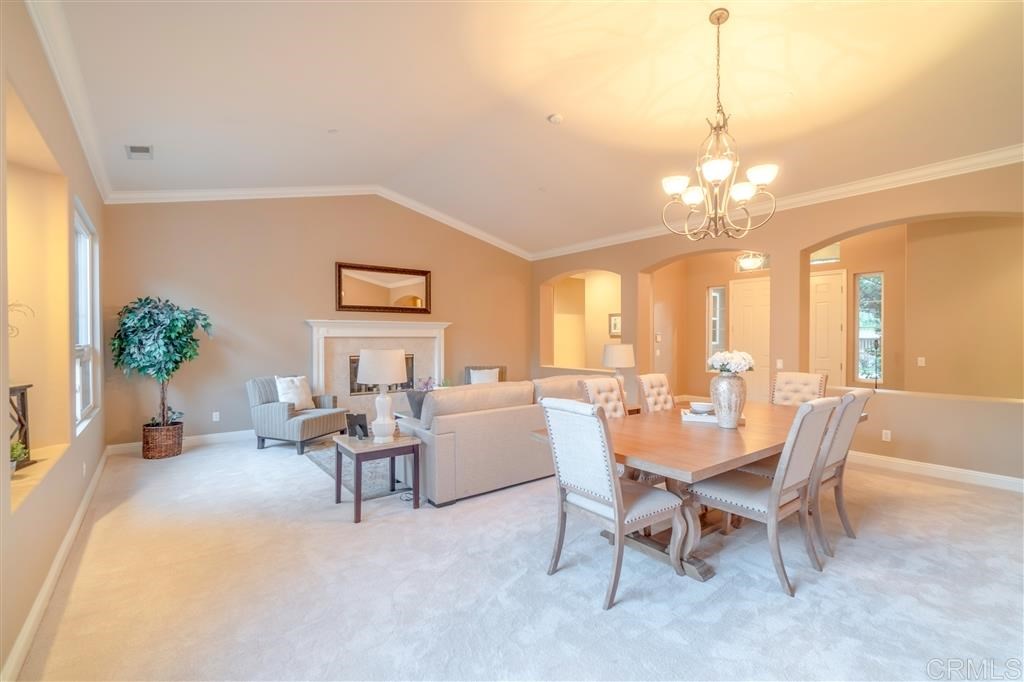 16765 Martincoit Road Poway, CA 92064 - Photo 5 of 15