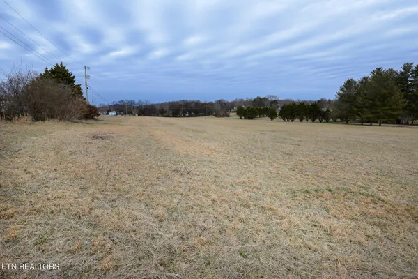 $240,000 | 10055 Old Rutledge Pike, Corryton, TN 37721