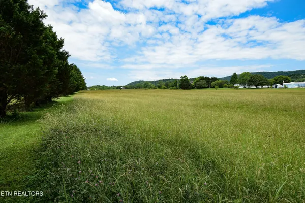 $240,000 | 10055 Old Rutledge Pike, Corryton, TN 37721