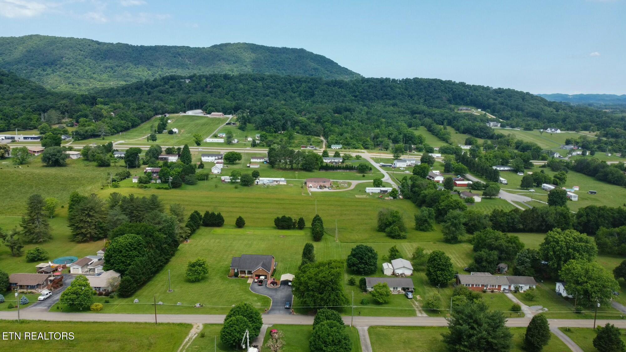 10055 Old Rutledge Pike Corryton, TN 37721 - Photo 4 of 5 10055 Old Rutledge Pike 4