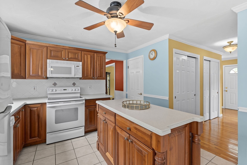 799 Hanover Street Hanover, MA 02339 - Photo 8 of 39
