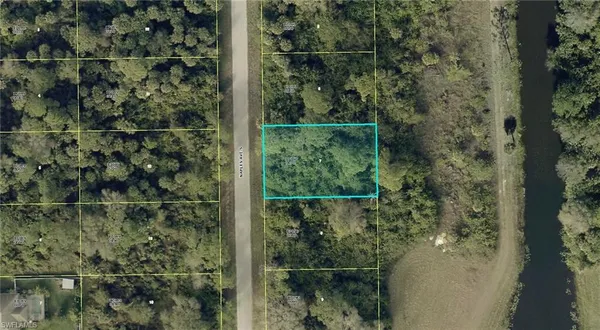 $27,500 | 641 Naples Avenue South, Lehigh Acres, FL 33974