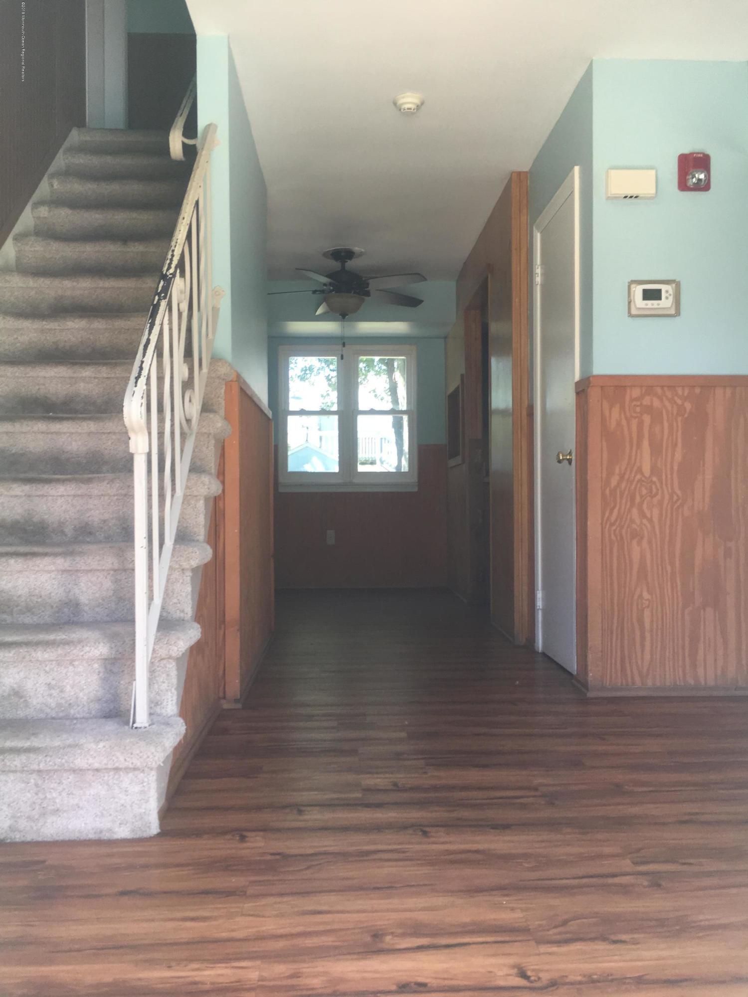788 Maplecrest Road Toms River, NJ 08753 - Photo 3 of 63 2019-09-07_12-25-35_757