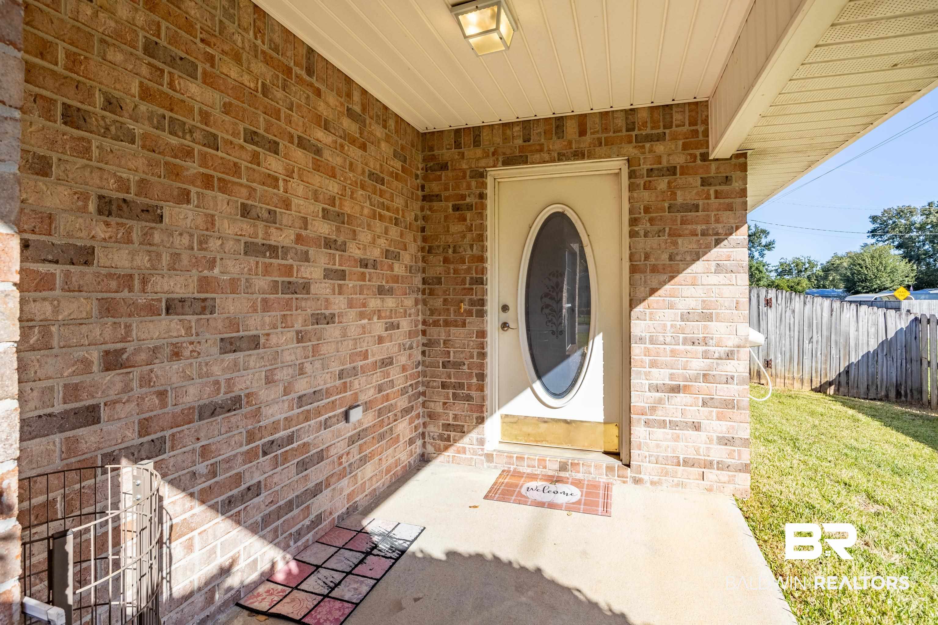 301 Cluster Street Foley, AL 36535 - Photo 8 of 48