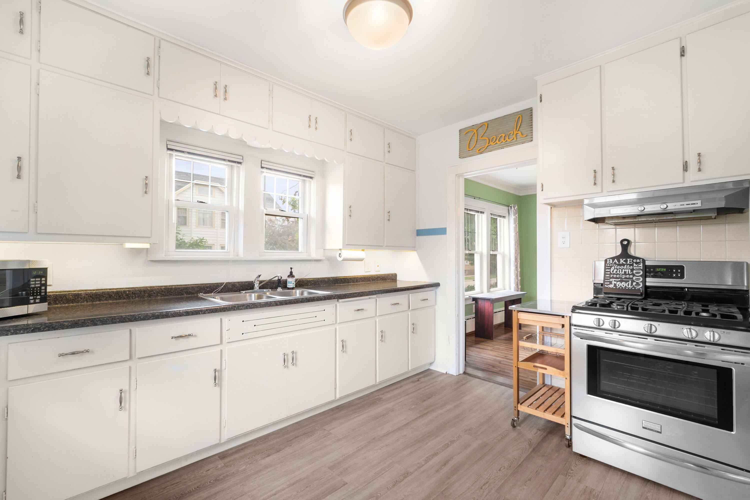 2104 45th Street Kenosha, WI 53140 - Photo 12 of 19 14_imgDSC05423