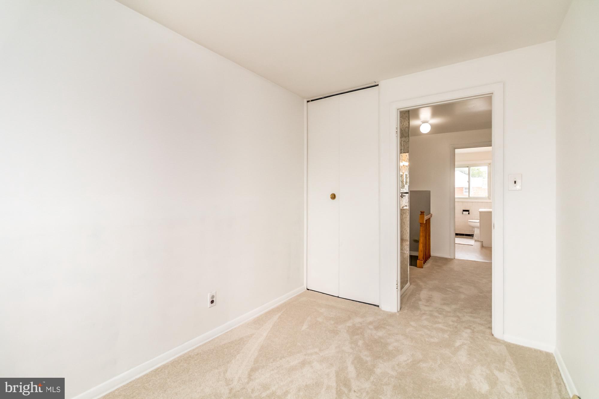 7831 Kavanagh Road Baltimore, MD 21222 - Photo 16 of 26 New Carpet throughout Upper Level!