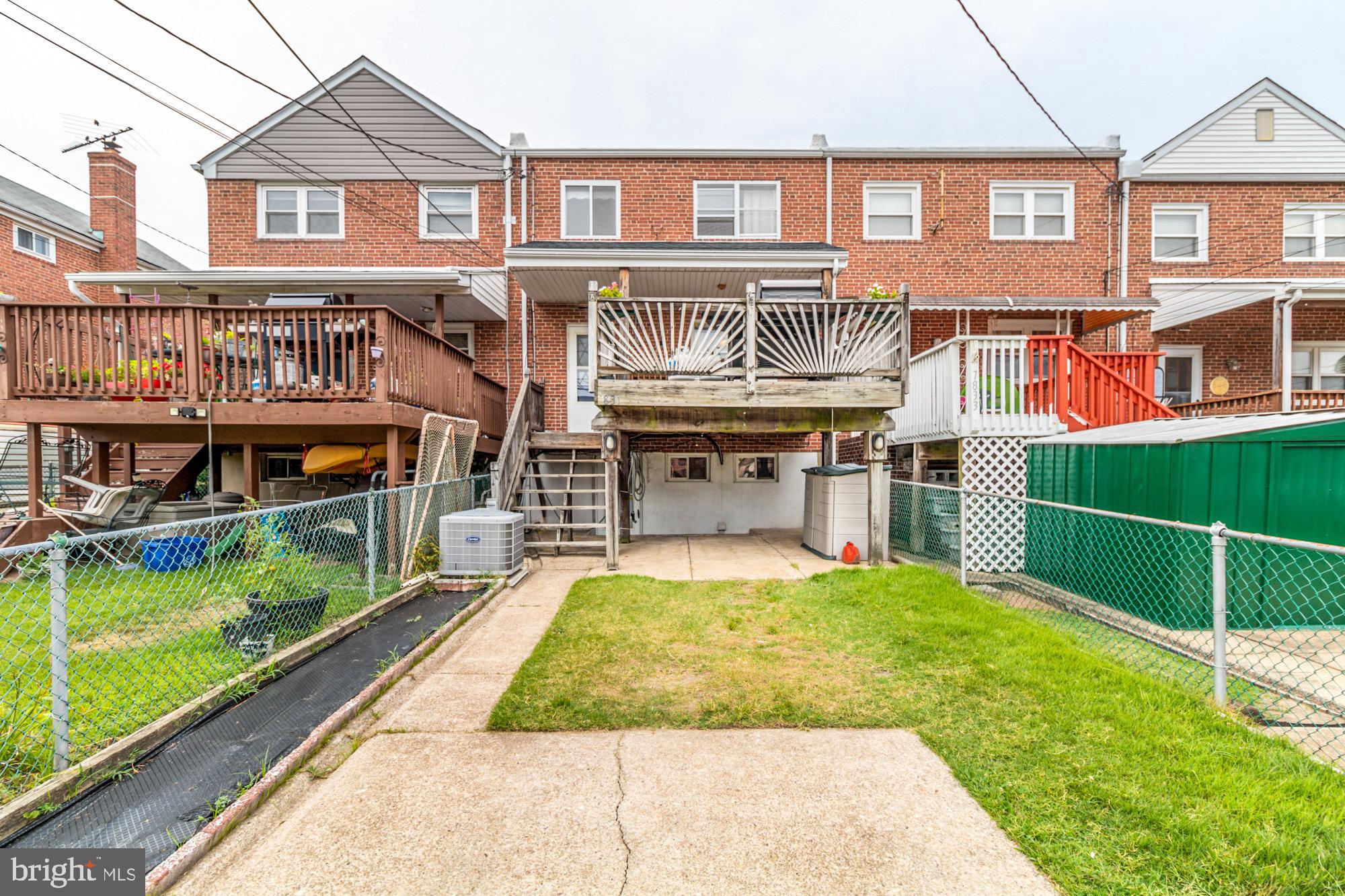 7831 Kavanagh Road Baltimore, MD 21222 - Photo 23 of 26 Pet friendly FENCED rear yard!