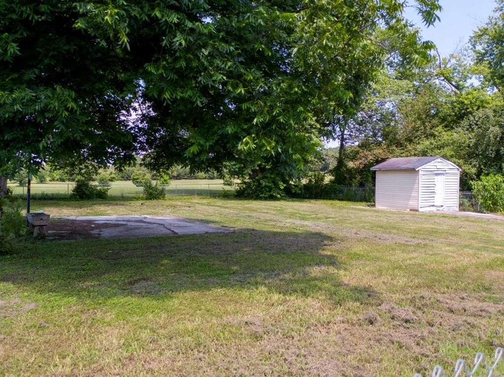 150 Brahman Road Kingston, TN 37763 - Photo 13 of 40 Gallery Image 13
