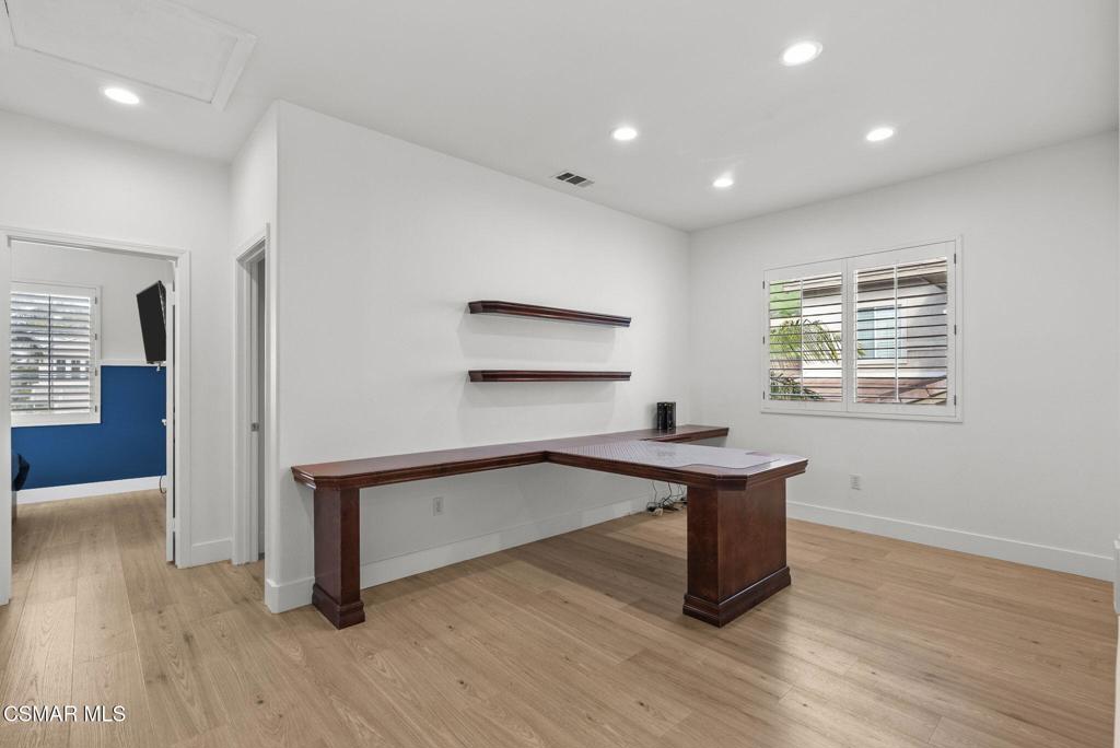 2648 Fallen Leaf Court Simi Valley, CA 93063 - Photo 25 of 42