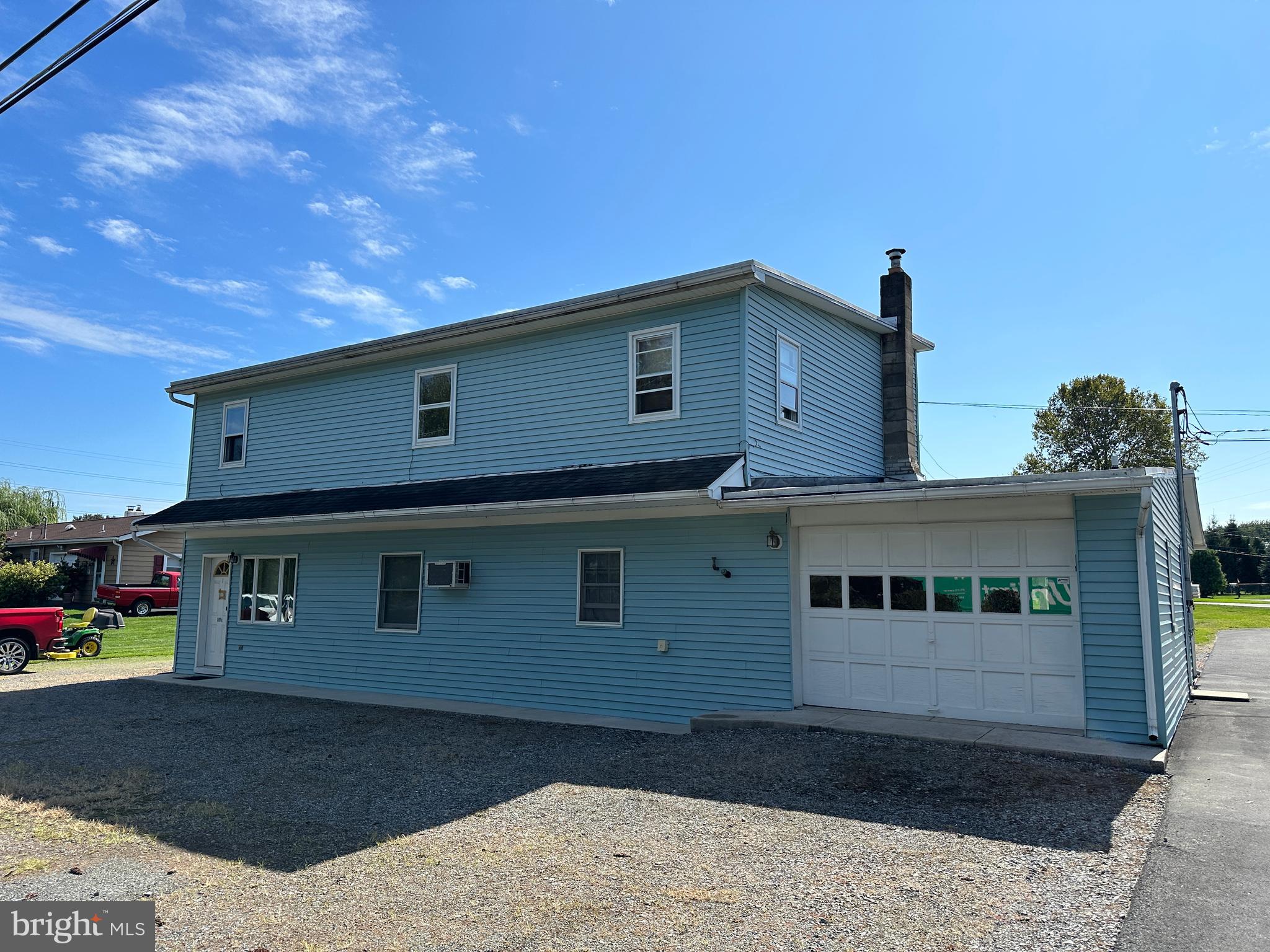881 Oplinger Road Allentown, PA 18106 - Photo 2 of 44 Gallery Image 2